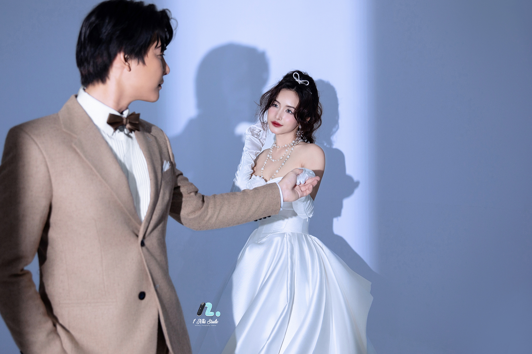 Phim Trường Là Gì? So Sánh Chụp Ảnh Phim Trường Và Studio