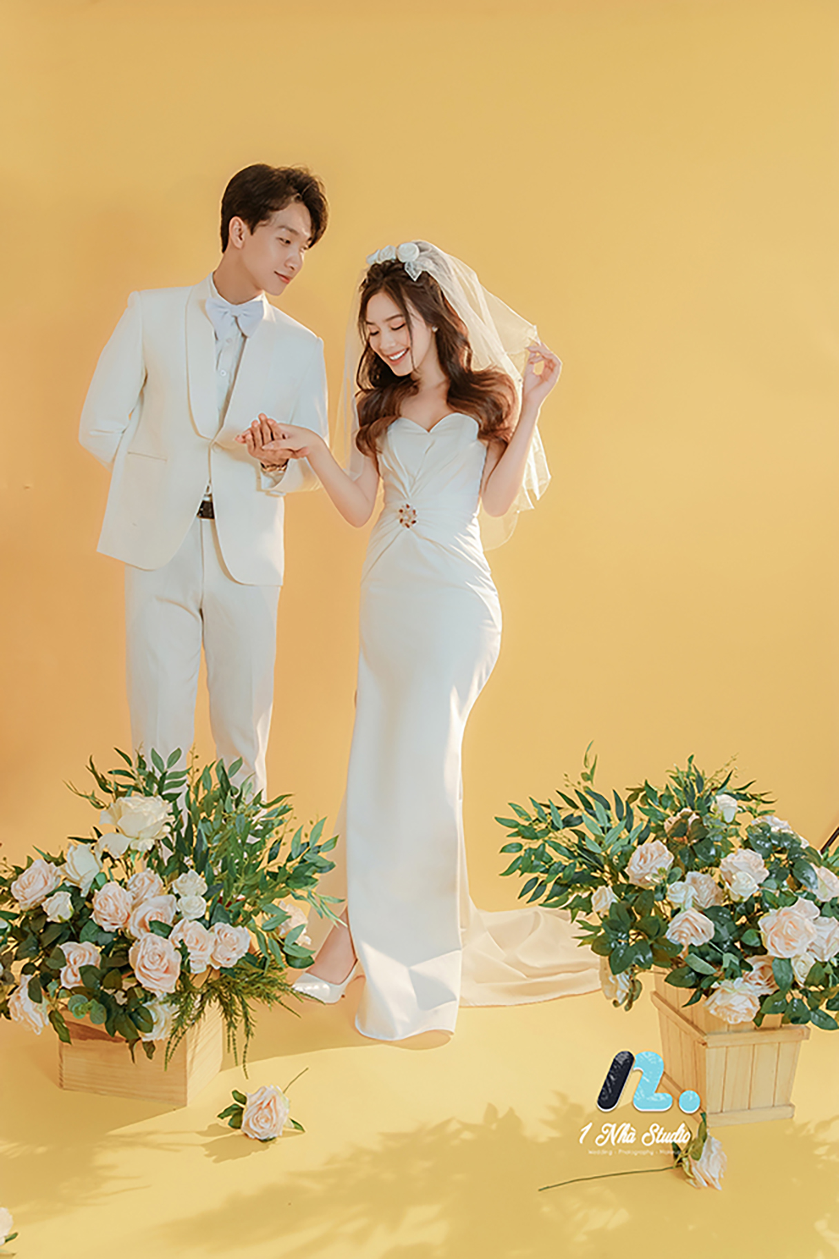 Ảnh cặp đôi trong không gian studio tại Studio 1 Nhà