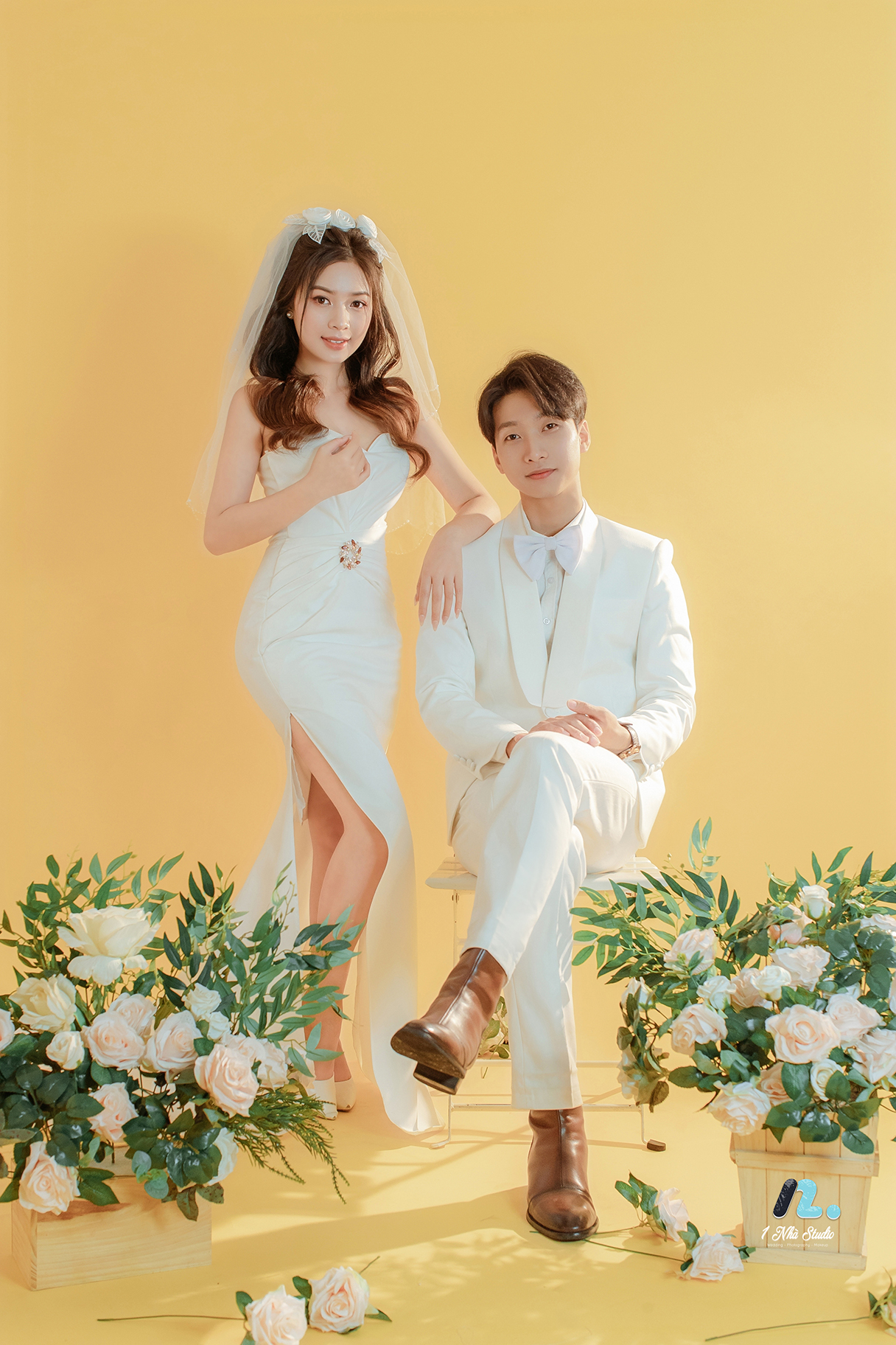 Chuẩn bị buổi chụp theo từng nhu cầu tại Studio 1 Nhà