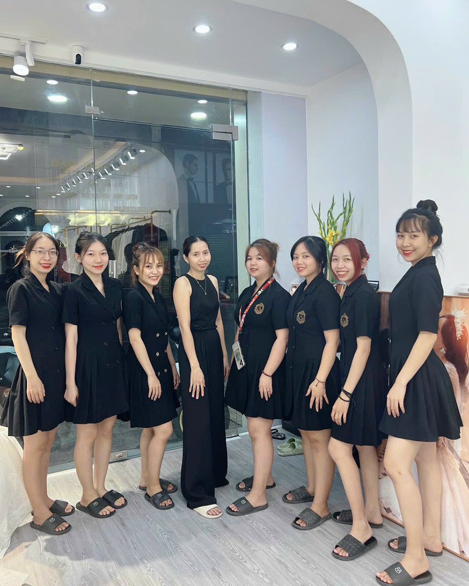 Ảnh cưới phong cách studio tại Studio 1 Nhà